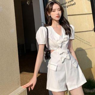 Short-sleeve Bow Cutout Romper