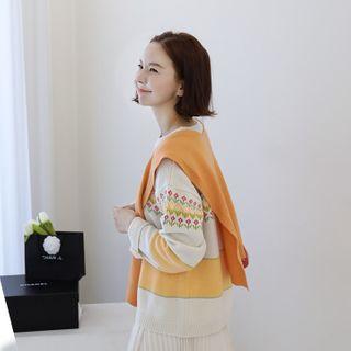 Contras-trim Pattern Knit Top