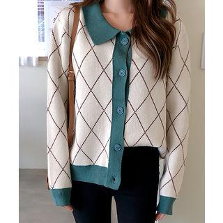 Contrast-collar Check Cardigan