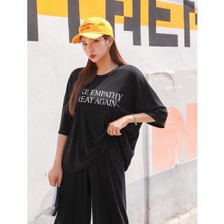 Plus Size Letter T-shirt & Wide-leg Cropped Pants Set