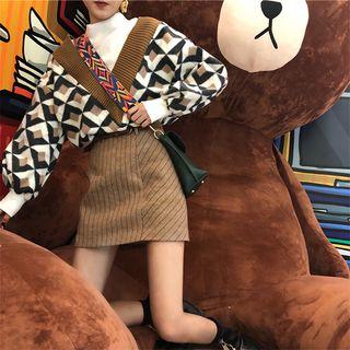 Mock Two-piece Pullover / Striped A-line Skirt / Set