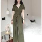 Plain V-neck Short-sleeve Slim-fit Jumpsuit