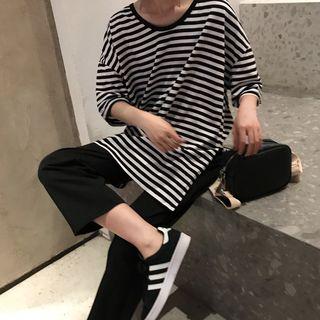 Striped Loose-fit Short-sleeve T-shirt / Plain Pants