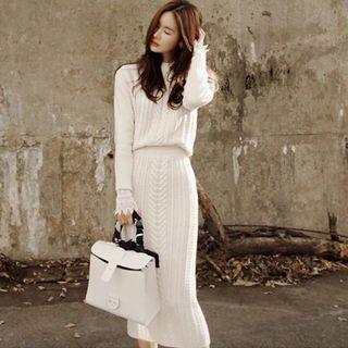 Set: Rib Knit Pullover + Midi Knitted Skirt