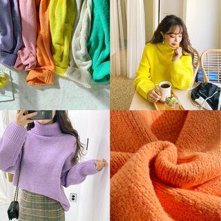 Turtle-neck Pastel-color Sweater