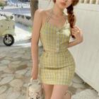 Halter-neck Chain Strap Gingham Top / A-line Skirt