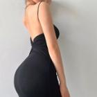 Plain Open-back Slim-fit Sleeveless Dress