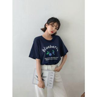 Blueberry-printing Lettering T-shirt