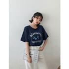 Blueberry-printing Lettering T-shirt