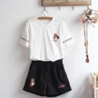 Short-sleeve Printed T-shirt / Wide-leg Shorts / Set