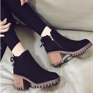 Chunky Heel Scallop-edge Chelsea Boots