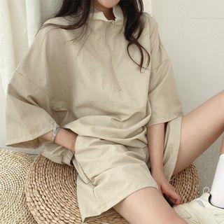 Set: Elbow-sleeve Half-zip Jacket + Plain Shorts