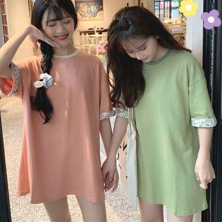 Elbow-sleeve Floral Panel T-shirt