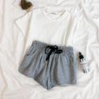 Plain T-shirt / Drawstring Shorts