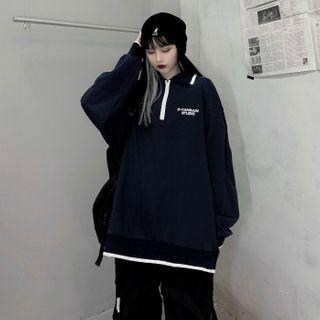 Contrast Trim Lettering Half-zip Top
