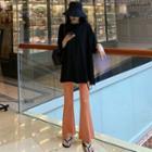 Oversize Elbow-sleeve T-shirt / Cropped Wide-leg Pants
