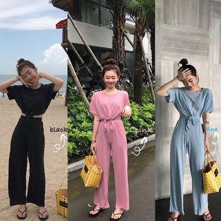 Set: Plain Short-sleeve Cropped T-shirt + Wide-leg Pants