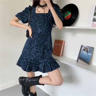 Short-sleeve Leopard Print Square-neck Pleated Mini Mermaid Dress