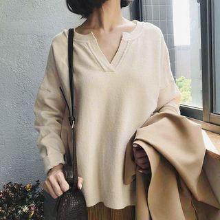 Long-sleeve Notch-neck Knit Top