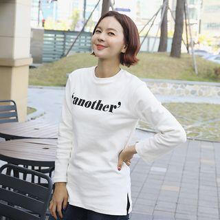 Slit-side Letter Print Top
