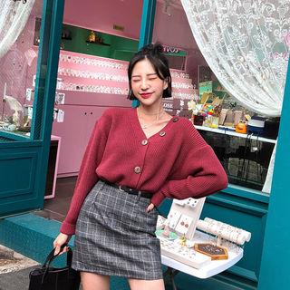 Button-detail Loose-fit Cardigan