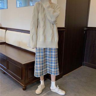 Plaid Midi Skirt / Sweater