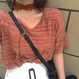 Loose-fit V-neck Top With Choker