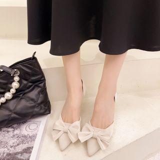 Bow Pointed-toe Pumps