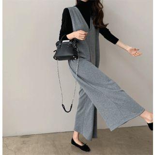 V-neck Fleece-lined Jumpsuit One Size