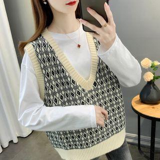 Set: Long-sleeve Plain T-shirt + V-neck Contrast Trim Printed Knit Vest
