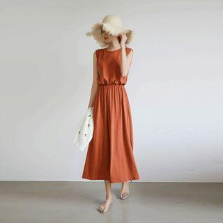 Sleeveless Long Flare Dress