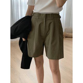 Buckled-detail Pintuck-trim Shorts