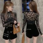 Lettering Long-sleeve Mesh Top / High-waist Shorts