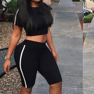 Set: Short-sleeve Cropped T-shirt + Biker Shorts
