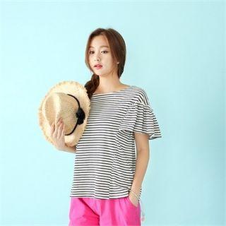 Ruffle-sleeve Stripe T-shirt