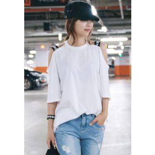 Cutout-shoulder Lettering-detail Top