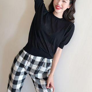Plain Loose-fit Knit Top / High-waist Plaid Cropped Pants