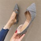 Patterned Cutout Pointed Flats