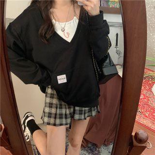 V-neck Hoodie / Halter-neck Lettering Crop Top