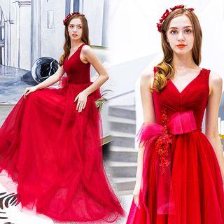 Bow Accent Sleeveless A-line Evening Gown