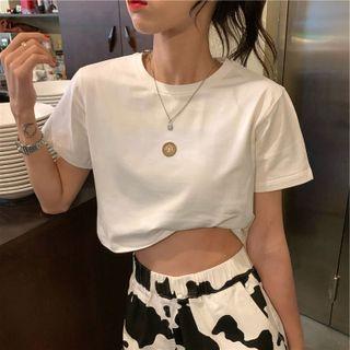 Short-sleeve Cropped T-shirt / Cow Print Wide Leg Pants