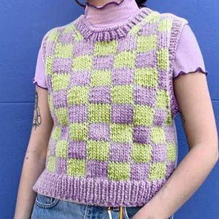 Checkerboard Pattern Knitted Vest