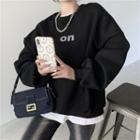 Lettering Loose-fit Sweatshirt / Striped Loose-fit Jeans