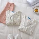 Floral U-neck Puff-sleeve Blouse