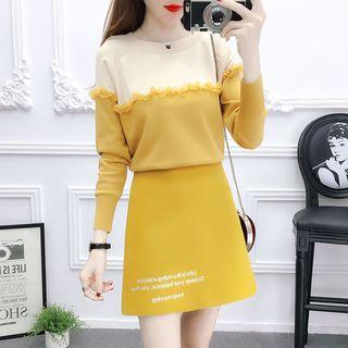 Set: Color-block Ruffled Knit Top + A-line Skirt