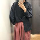 Plain Shirt / Bell-shaped Midi Skirt