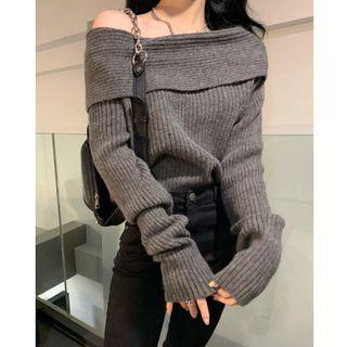 Long-sleeve Off-shoulder Loose-fit Sweater