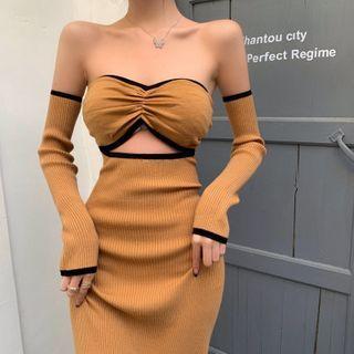 Knit Fingerless Gloves / Strapless Contrast Trim Midi Sheath Dress / Turtleneck Cape / Set