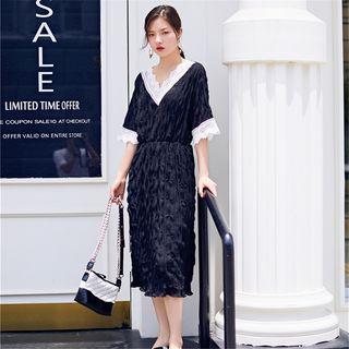 V-neck Lace Trim 3/4-sleeve Midi Dress
