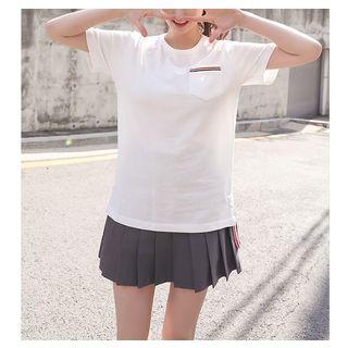 Dip-back Pocket T-shirt